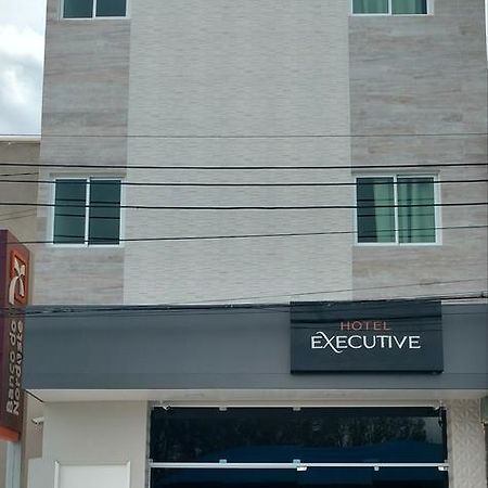Hotel Executive Delmiro Gouveia Bagian luar foto