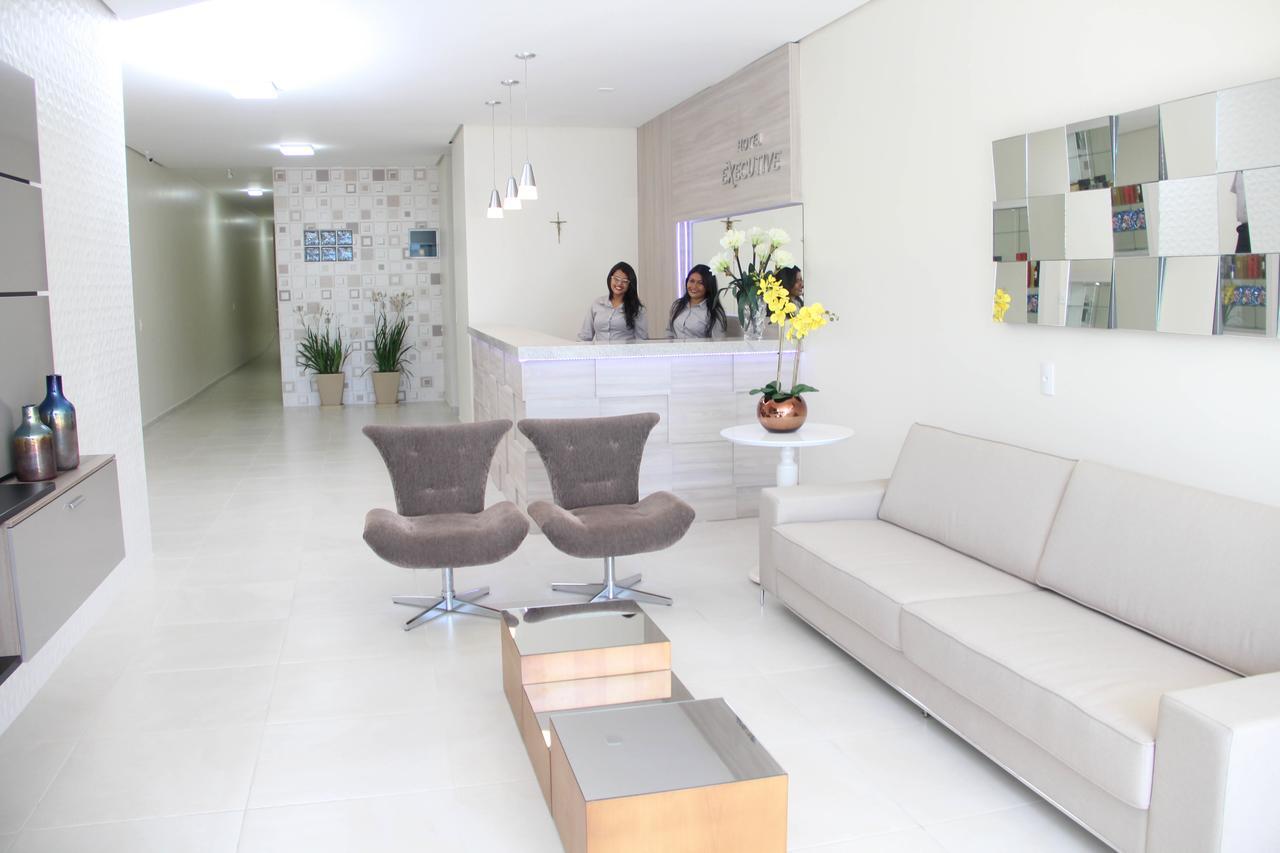 Hotel Executive Delmiro Gouveia Bagian luar foto